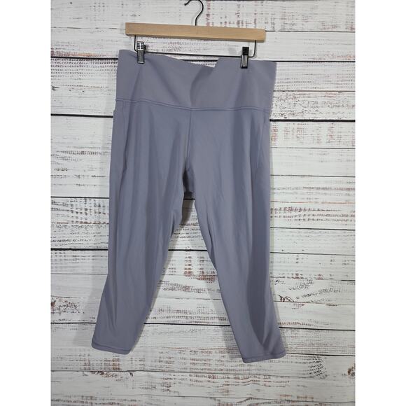 Athleta Pants - Athleta Women's High Rise Capri Leggings Gray Pockets Size 2X